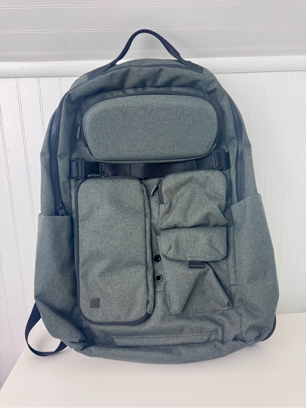 Lululemon Cruiser Backpack- Dark Gray